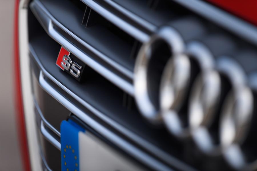 Логотип Audi S5 Coupe 2016 года  (UK) (фото 41 из 41)